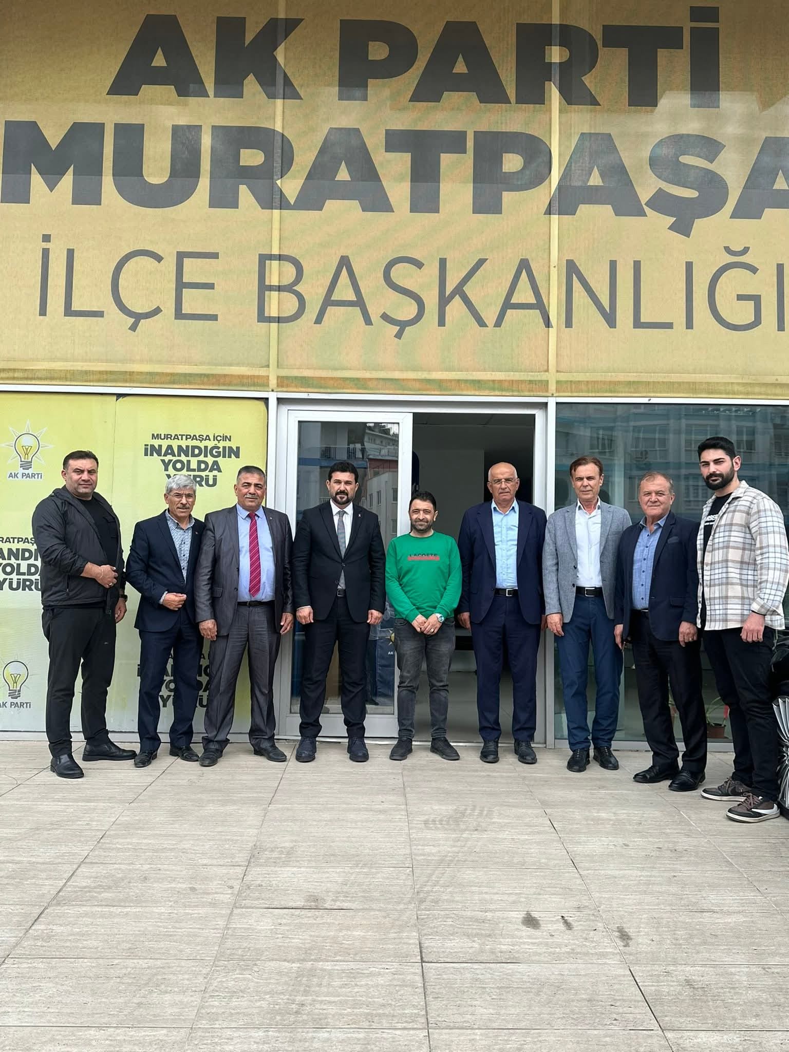 ADNAN ASAR’DAN AK PARTİ MURATPAŞA TEŞKİLATI’NA ZİYARET