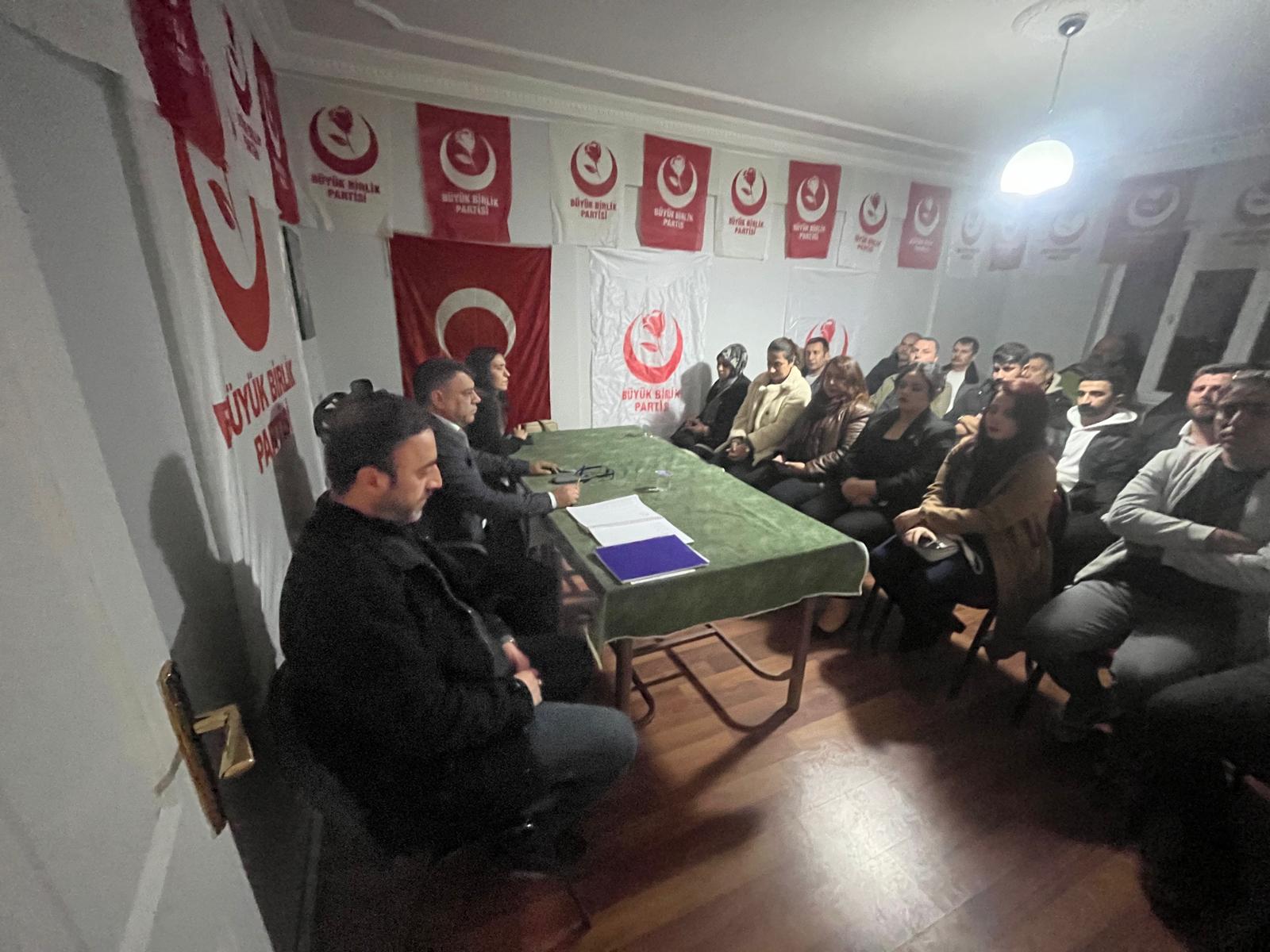 Büyük Birlik Partisi Diyarbakır İl Başkanı Mehmet Çiçek: “İlçe kongrelerimizde birlik ve beraberlikten taviz vermeyeceğiz”