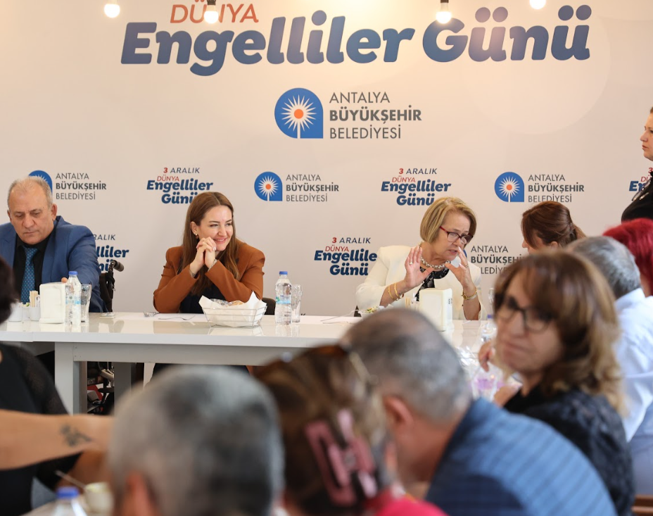 Başkan Vekili Özdemir engellilere hizmet veren STK temsilcileri ile buluştu