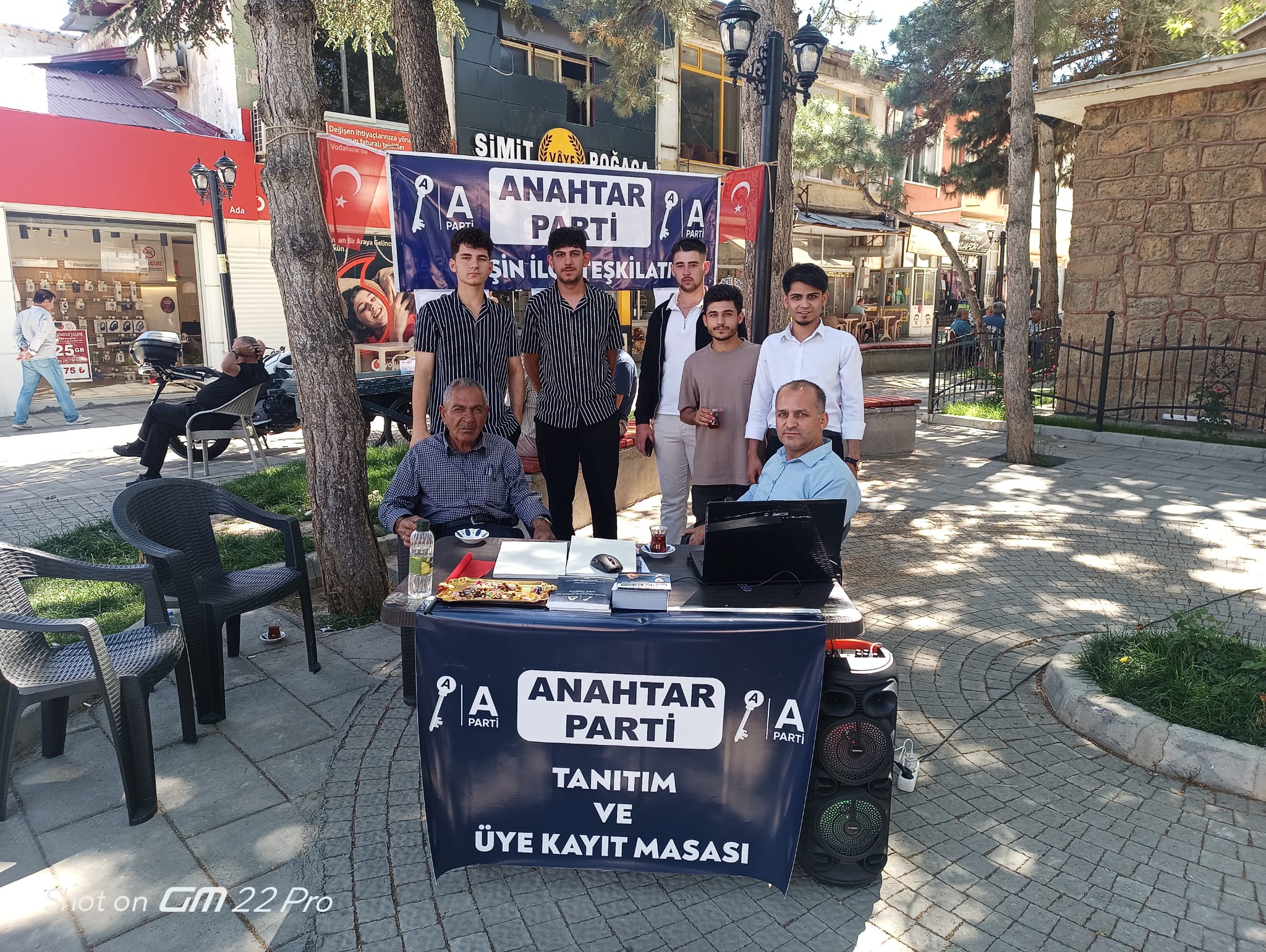 Anahtar Parti Afşin Teşkilat Başkanı Uğur Kayagil’in siyasi geçmişi ve bölgesel çalışmaları dikkat çekiyor