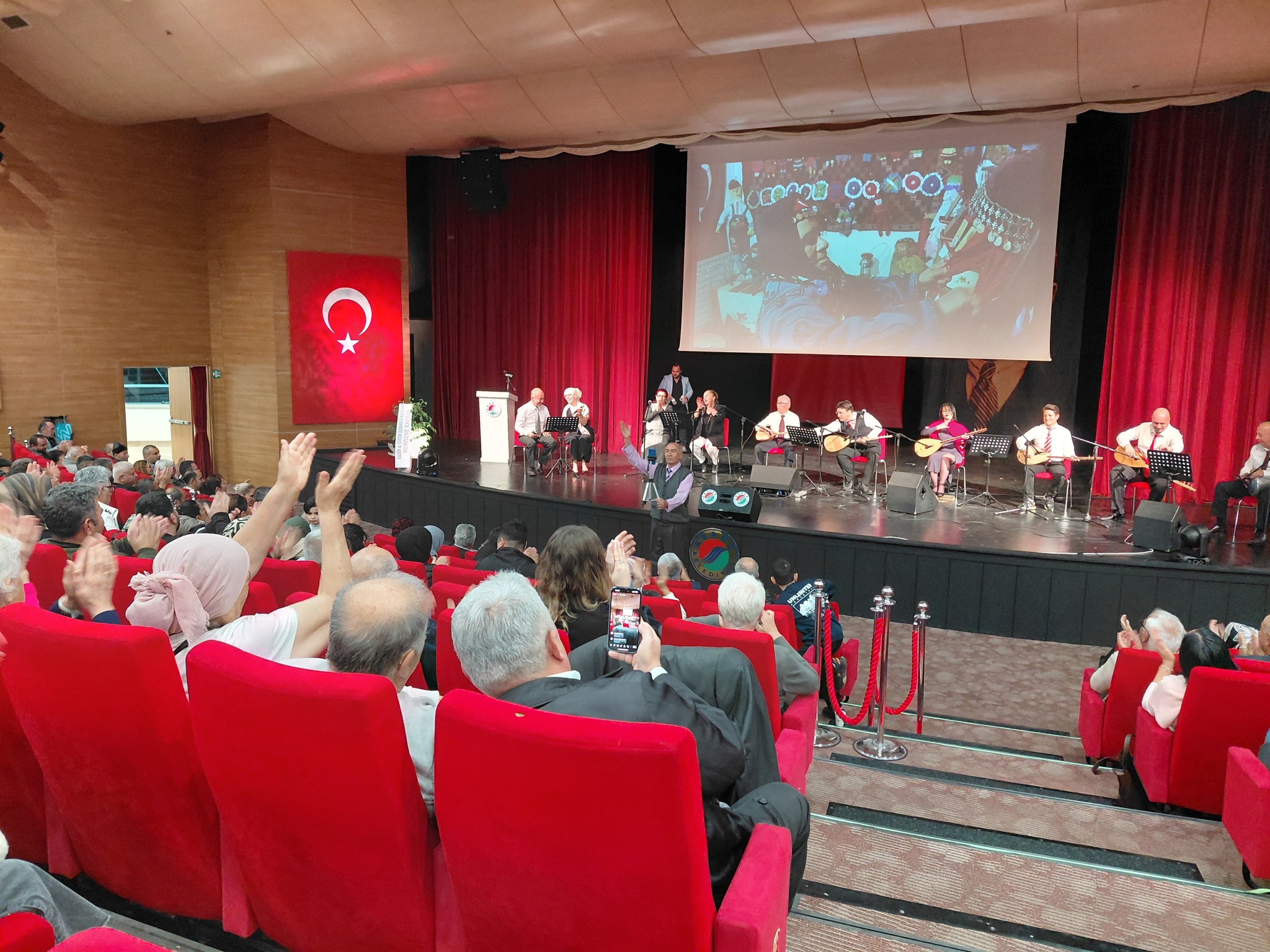 AVŞAR ELİ ANADOLU KÜLTÜR DAYANIŞMA VE YARDIMLAŞMA DERNEĞİ’NDEN “GÖNÜLDEN GÖNÜLE KÜLTÜR GECESİ”NE MUHTEŞEM İLGİ