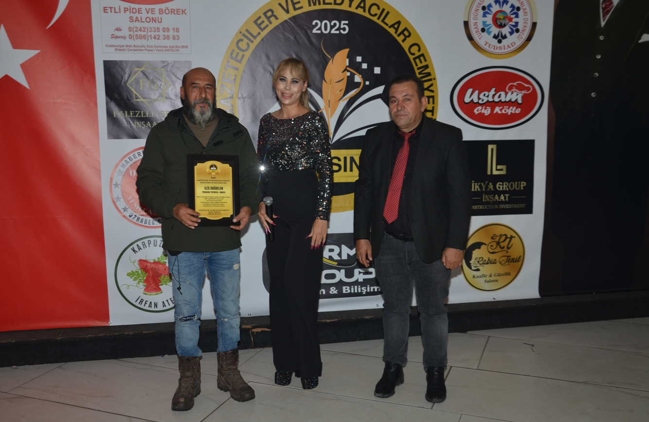 ELİS DAĞDELEN’E BASIN EMEK VE ONUR ÖDÜLÜ