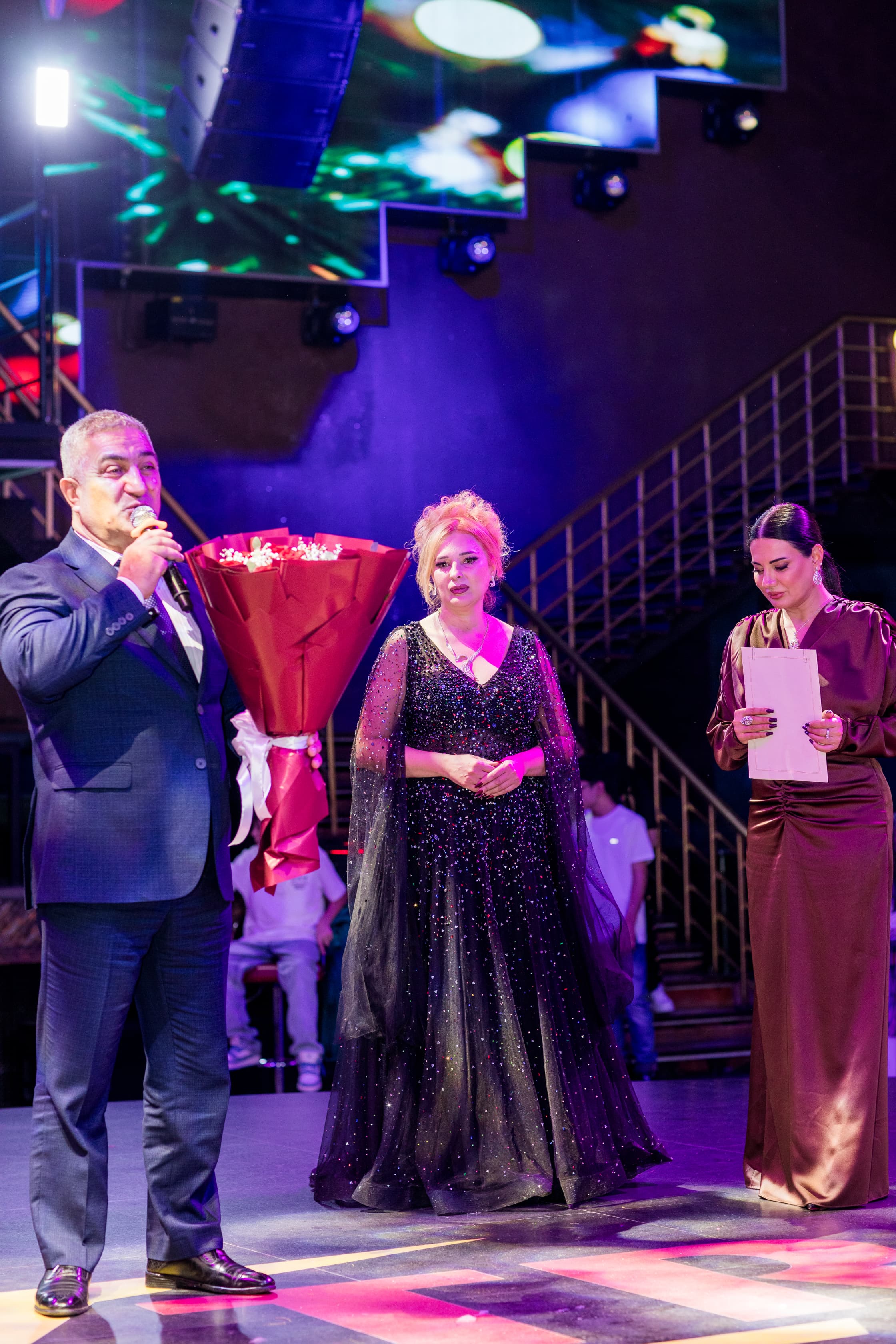 Bakü Çocuk ve Gençlik Yaratıcılık Merkezi'nin 25. Yıl Dönümü Muhteşem Bir Akşamla Kutlandı