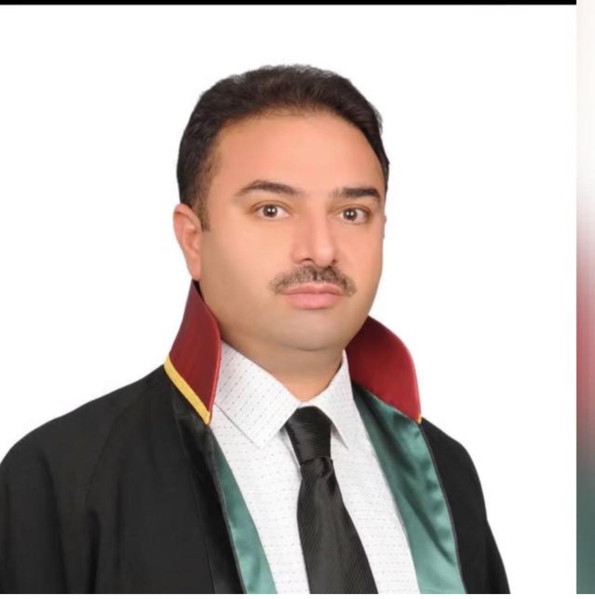 AK PARTİLİ ESKİ BAŞKANDAN İŞTEN ATILAN EMEKÇİLERE HUKUKİ DESTEK