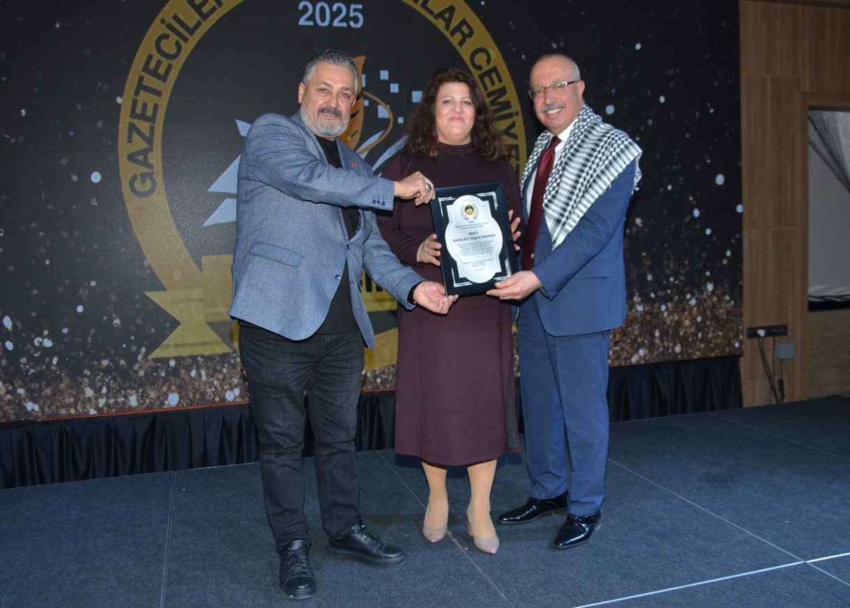 Biriz Engelsiz Yaşam Derneği “Yılın En Başarılı STK’sı” Ödülüne Layık Görüldü