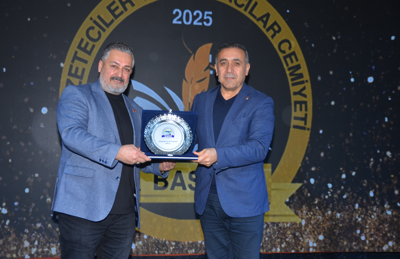 ANT-BEYDER’den Köksal Selçuk’a “Yılın Gazetecisi” Ödülü