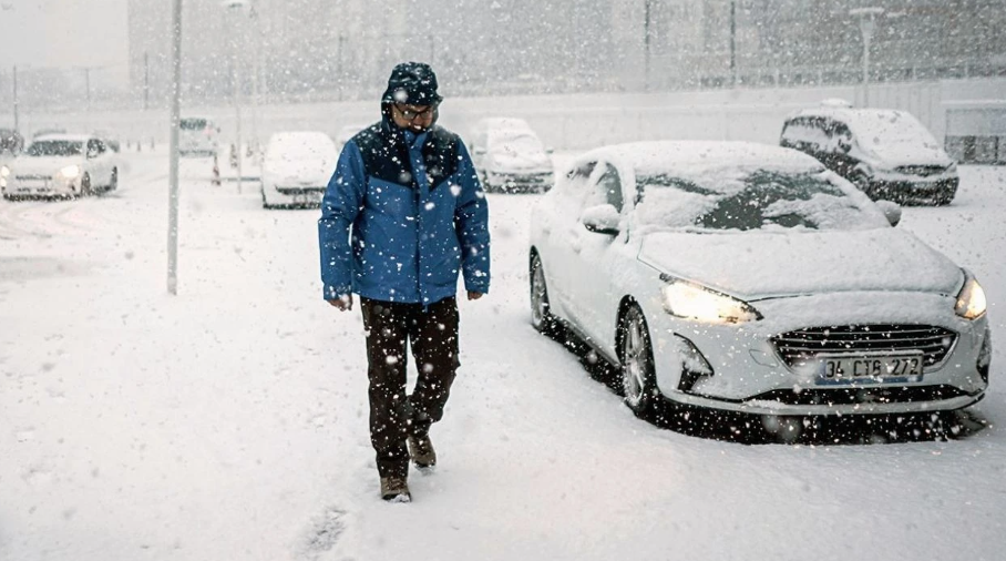 İstanbul’a kar geliyor: 12 il için sarı kod