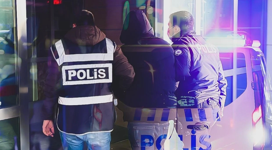 Sahte polis tuzağı: 68 yaşındaki kadının 2 milyon liralık altını çalındı