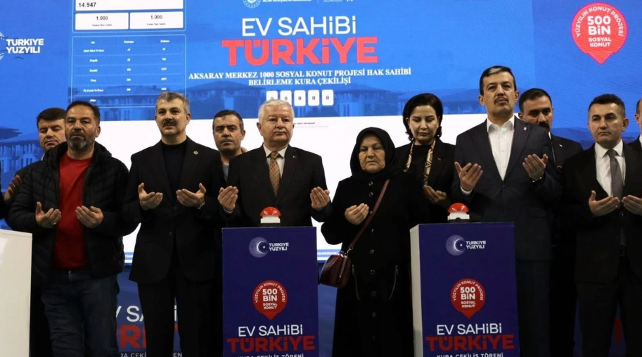 Aksaray’da TOKİ kurası çekildi: 2 bin 353 aile ev hayaline kavuştu