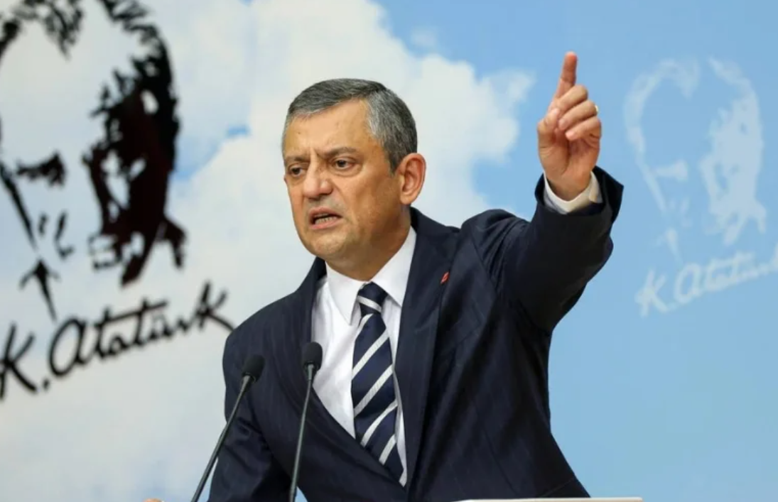 Özgür Özel: Diploma talebi sonrası davada reddi hakim başvurusu