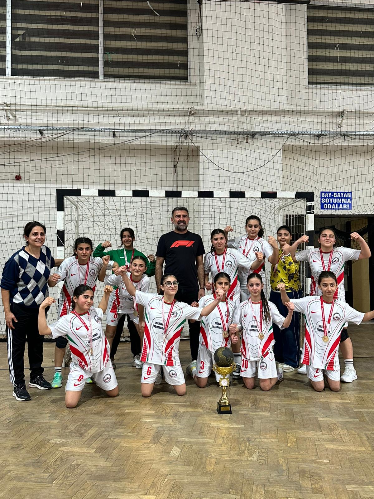 ÇINAR KAYMAKAMLIĞI ŞEHİT VE GAZİ YAKINLARINI İFTARDA BULUŞTURDU