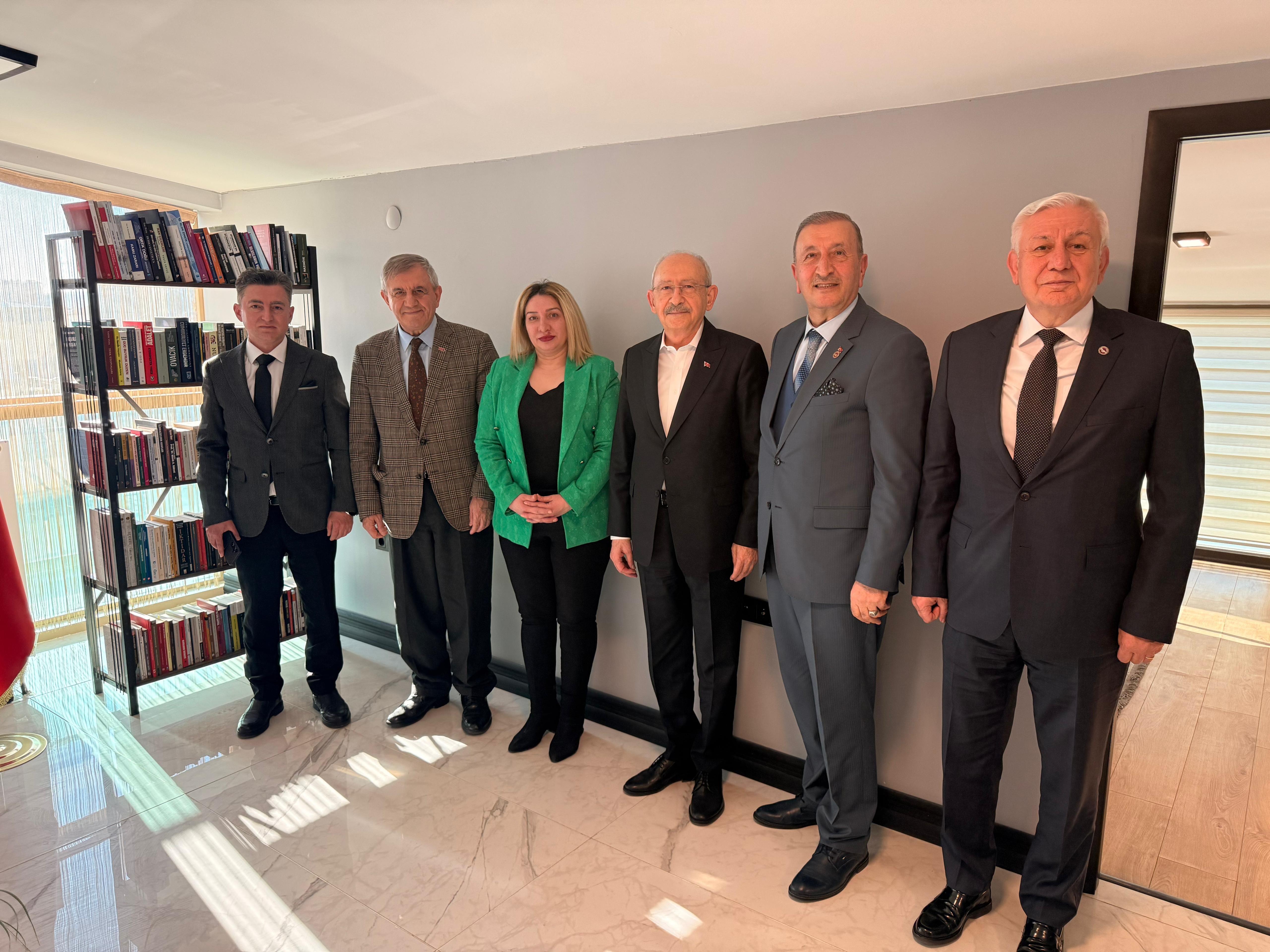 Bedri Yalçın ve Heyetinden Kemal Kılıçdaroğlu’na Anlamlı Ziyaret