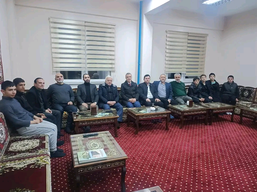 Terme’de “Maarifin Kalbinde Ramazan” Etkinliği Kapsamında Öğrenciler, Öğretmenler ve Veliler İftar Sofrasında Buluştu