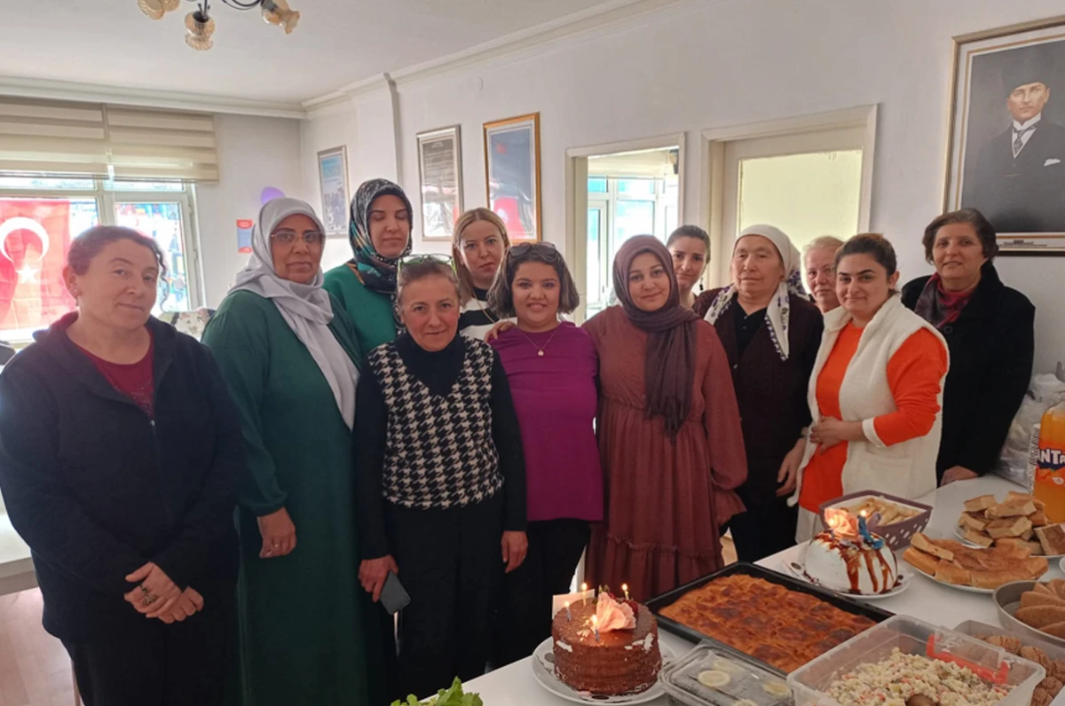 İyilik Bulaşıcıdır Derneği Başkanı Melek Gözen: Toplumu güçlendiren en büyük değer iyiliktir