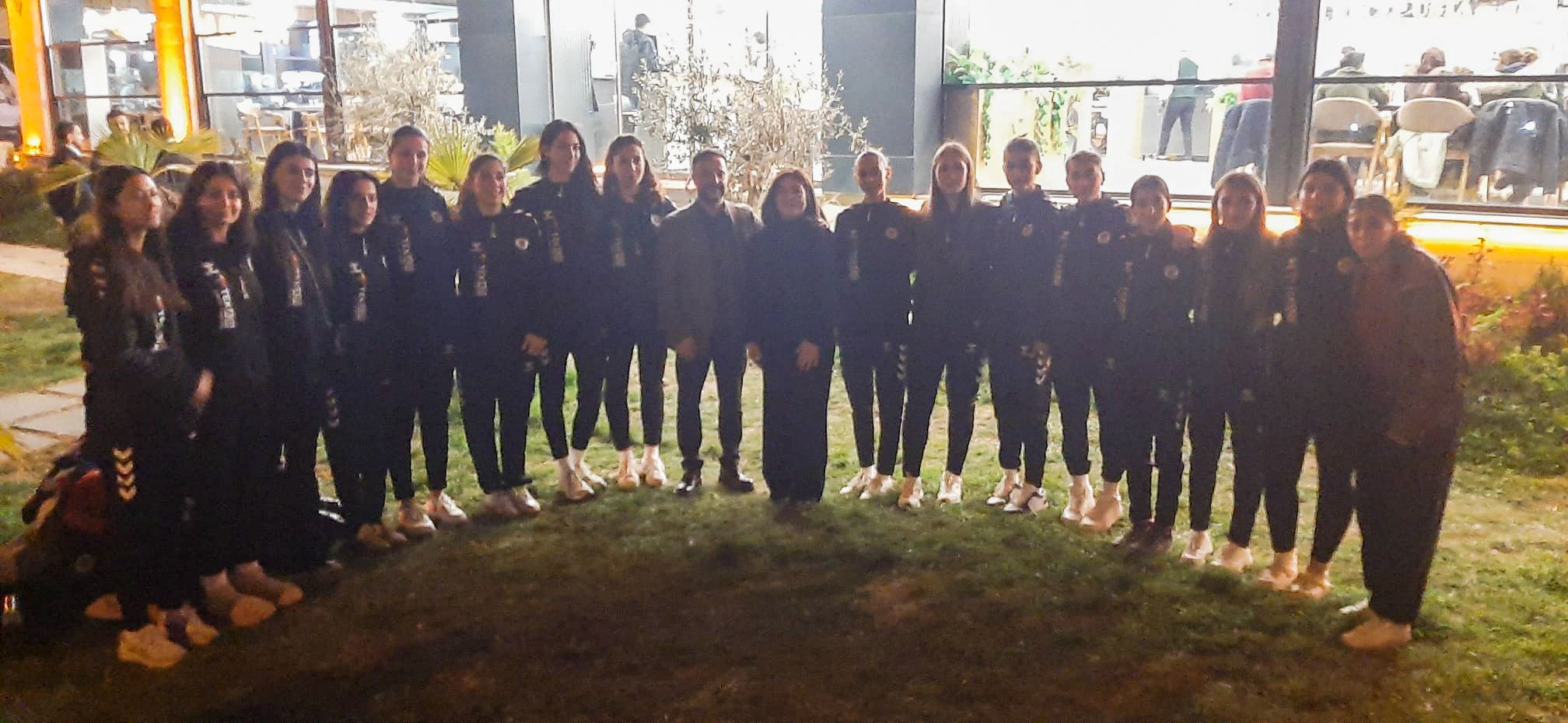 GENÇLERİ SPORA TEŞVİK ETMEK İÇİN SPOR KULÜBÜ KURDU