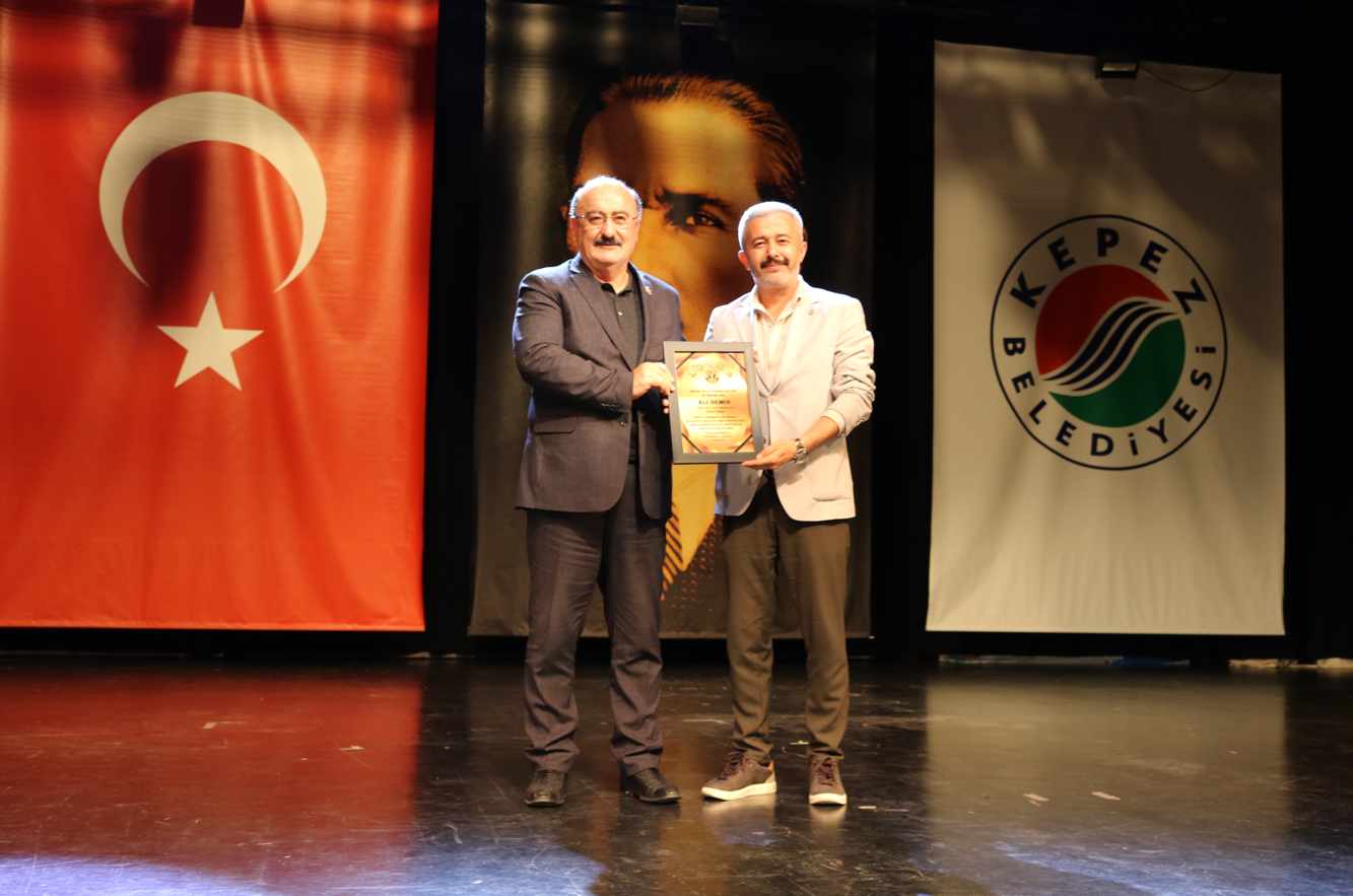 Ali Demir’e Antalya’ya Değer Katan İş İnsanları Ödülü