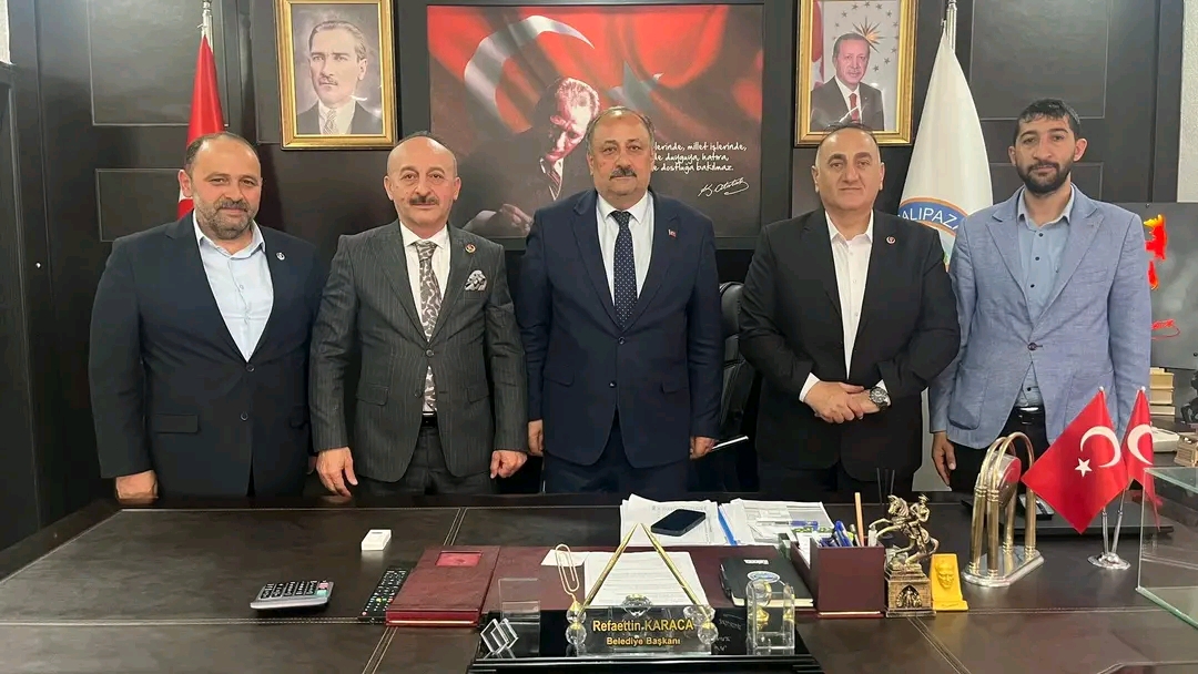 BBP Terme İlçe Başkanı Gürol Özen, Salıpazarı Belediye Başkanı Rafaettin Karaca’yı Ziyaret Etti