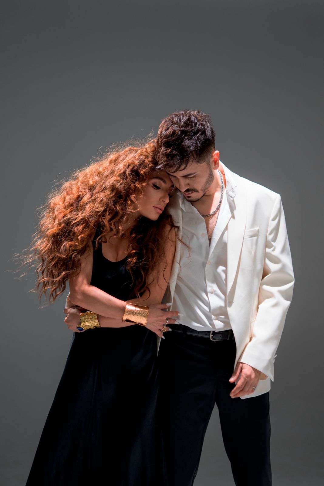 Dilara Kazimova ve Farid Mard'dan Yeni Düet: “Seveceğim”