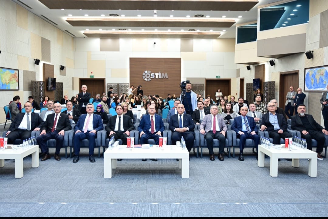 ÖĞRETMEN–SEKTÖR BULUŞMALARI ÇALIŞTAYI OSTİM’DE GERÇEKLEŞTİ