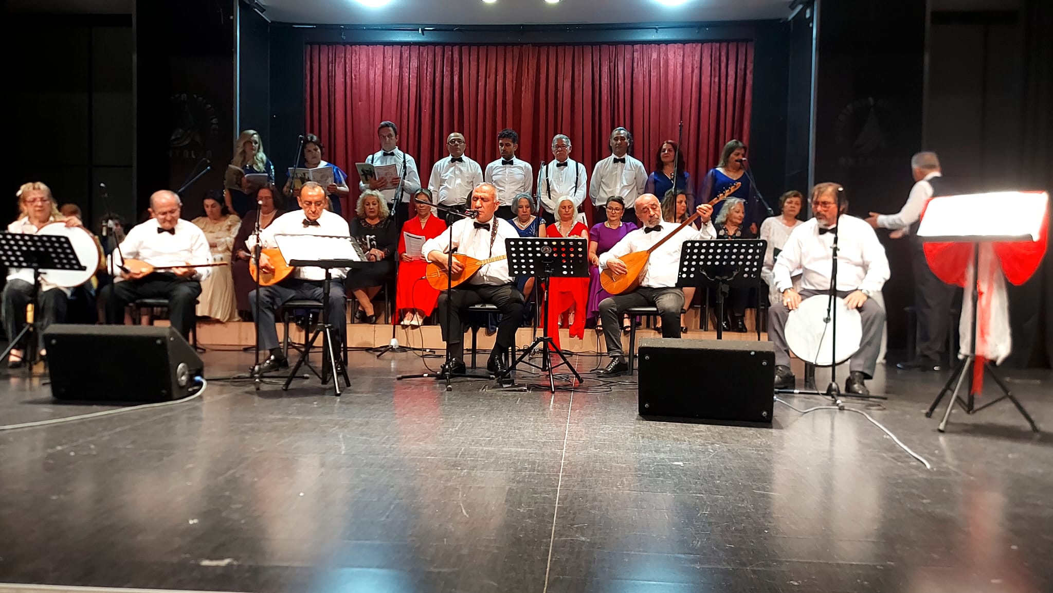 Antalya Türkü Dostları THM Korosu’na Yoğun İlgi