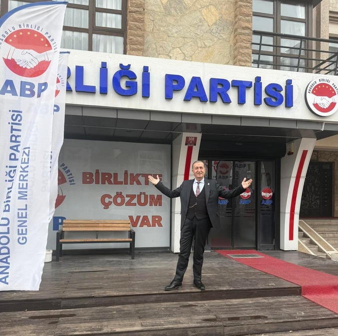 ANADOLU BİRLİĞİ PARTİSİ’NDEN ARA SEÇİM HAMLESİ! BEDRİ YALÇIN DESTEKLEDİKLERİ ADAYLARI TEK TEK AÇIKLADI