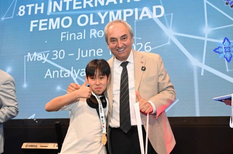 Dünyanın genç matematik dehaları Kepez’de ödüllendirildi