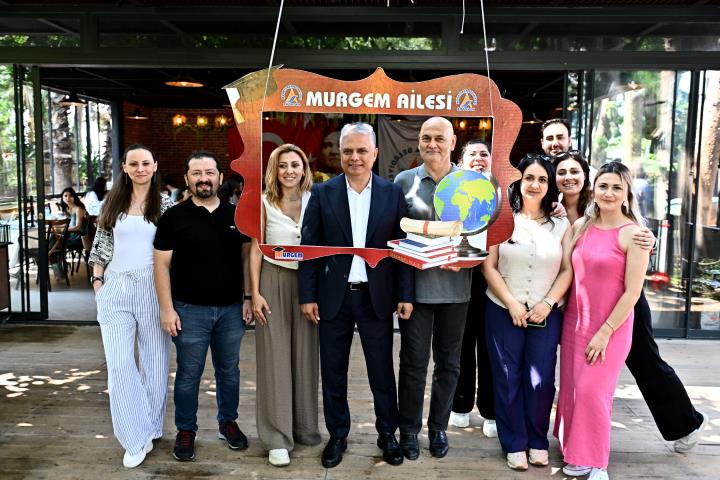 Başkan Uysal MURGEM mezunlarıyla bir araya geldi