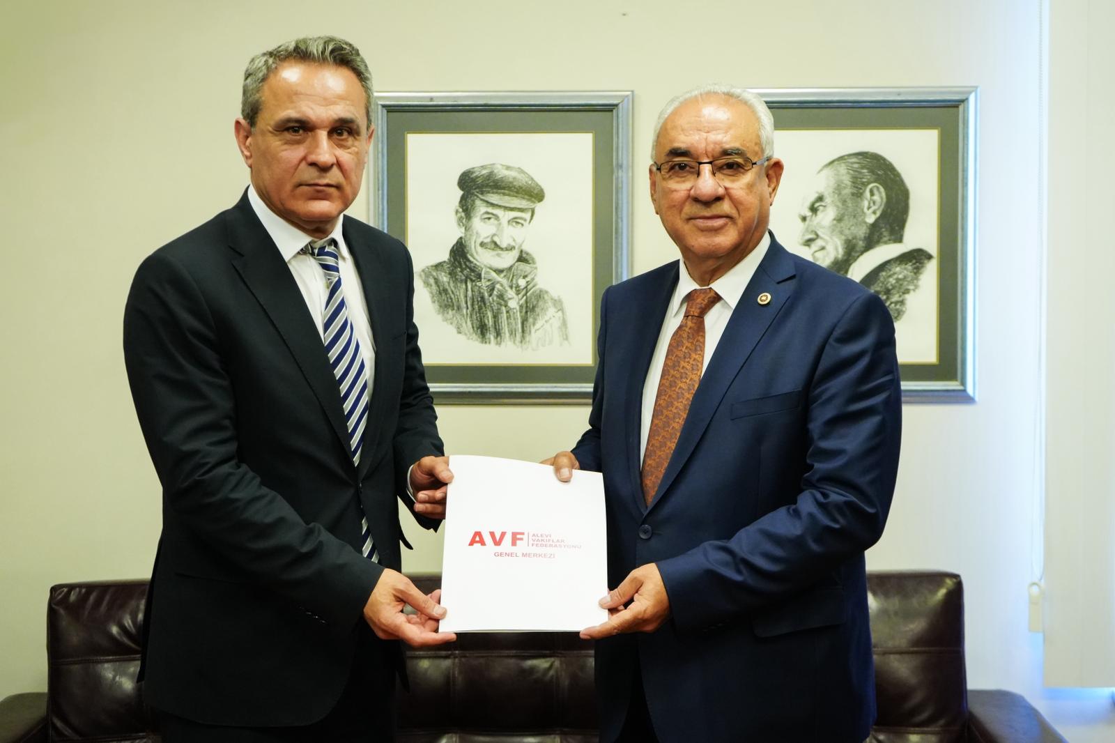 Alevi Vakıfları Federasyonu Genel Başkanı Dr. Haydar Baki Doğan’dan DSP Genel Başkanı Önder Aksakal’a ziyaret