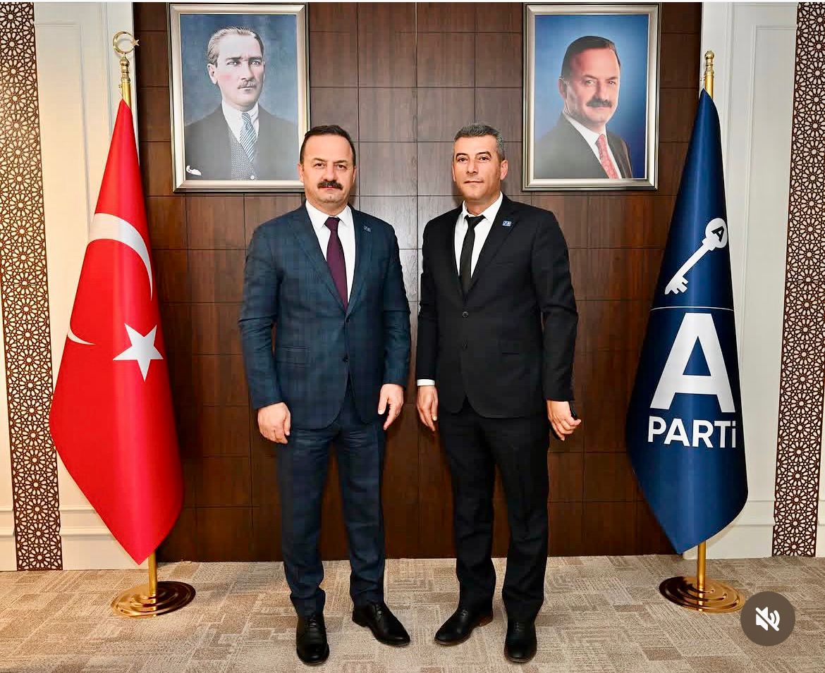 ANAHTAR PARTİ ANTALYA’DA YENİ DÖNEM: TURHAN FARUK TUNCER İL BAŞKANI OLDU