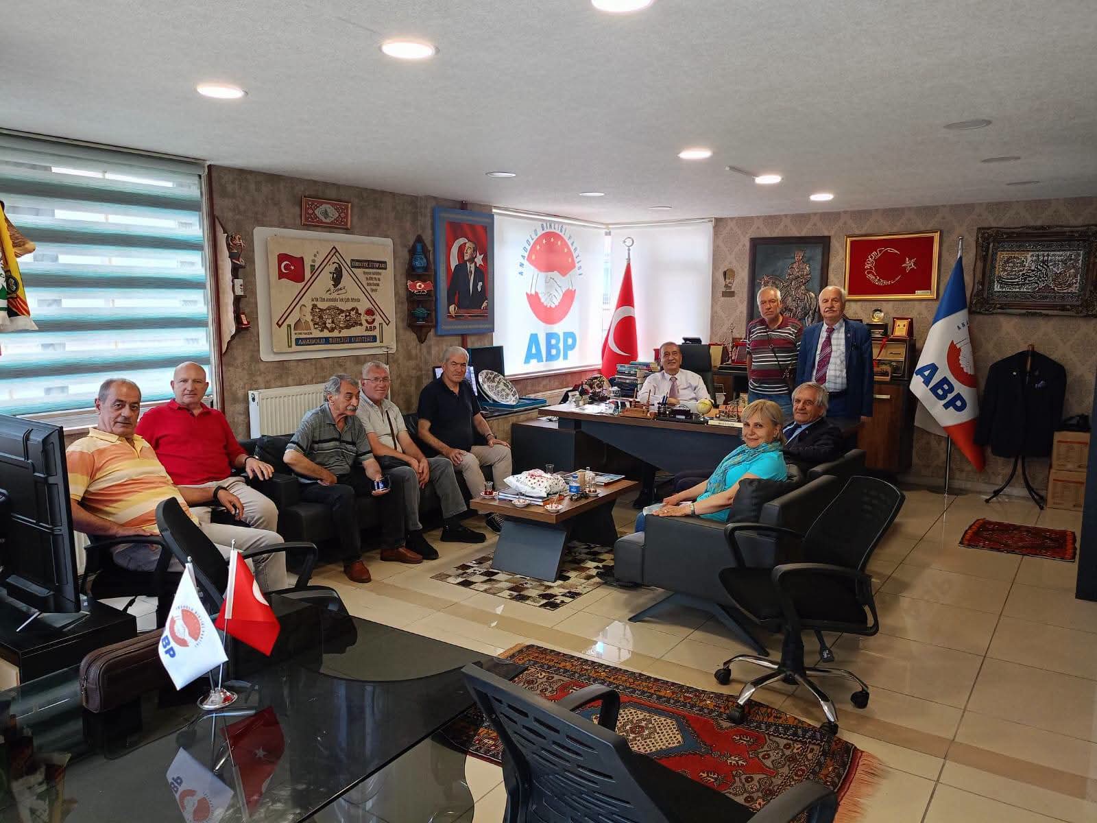 ANADOLU BİRLİĞİ PARTİSİ GENEL BAŞKANI BEDRİ YALÇIN’A GENEL MERKEZDE YOĞUN ZİYARET TRAFİĞİ
