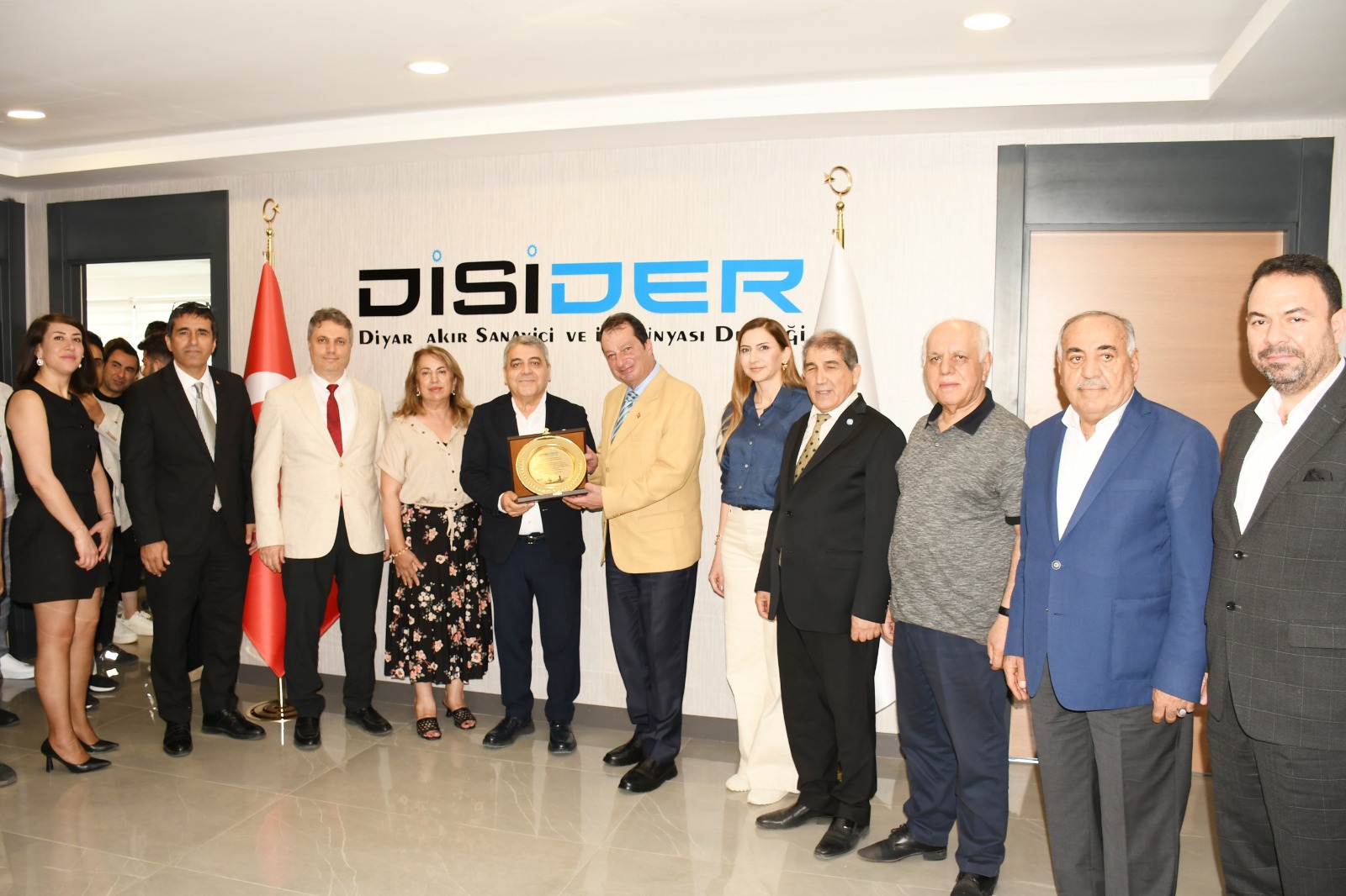 TÜRKİYE'NİN İLK ÜNİVERSİTE-SANAYİ ORTAKLI GİRİŞİMCİLİK MERKEZİ DİYARBAKIR'DA 