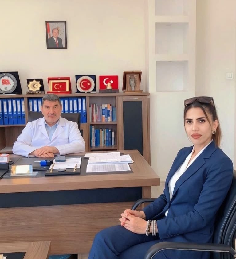 Basından Anlamlı Ziyaret: İlçe Sağlık Müdürü Mehmet Bey Görev Anlayışıyla Takdir Topluyor