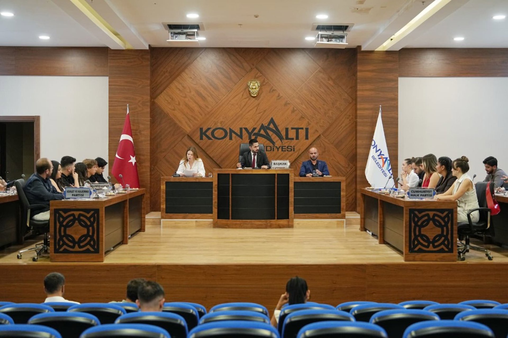 Konyaaltı Belediyesi Gençlik Meclisi ikinci kez toplandı