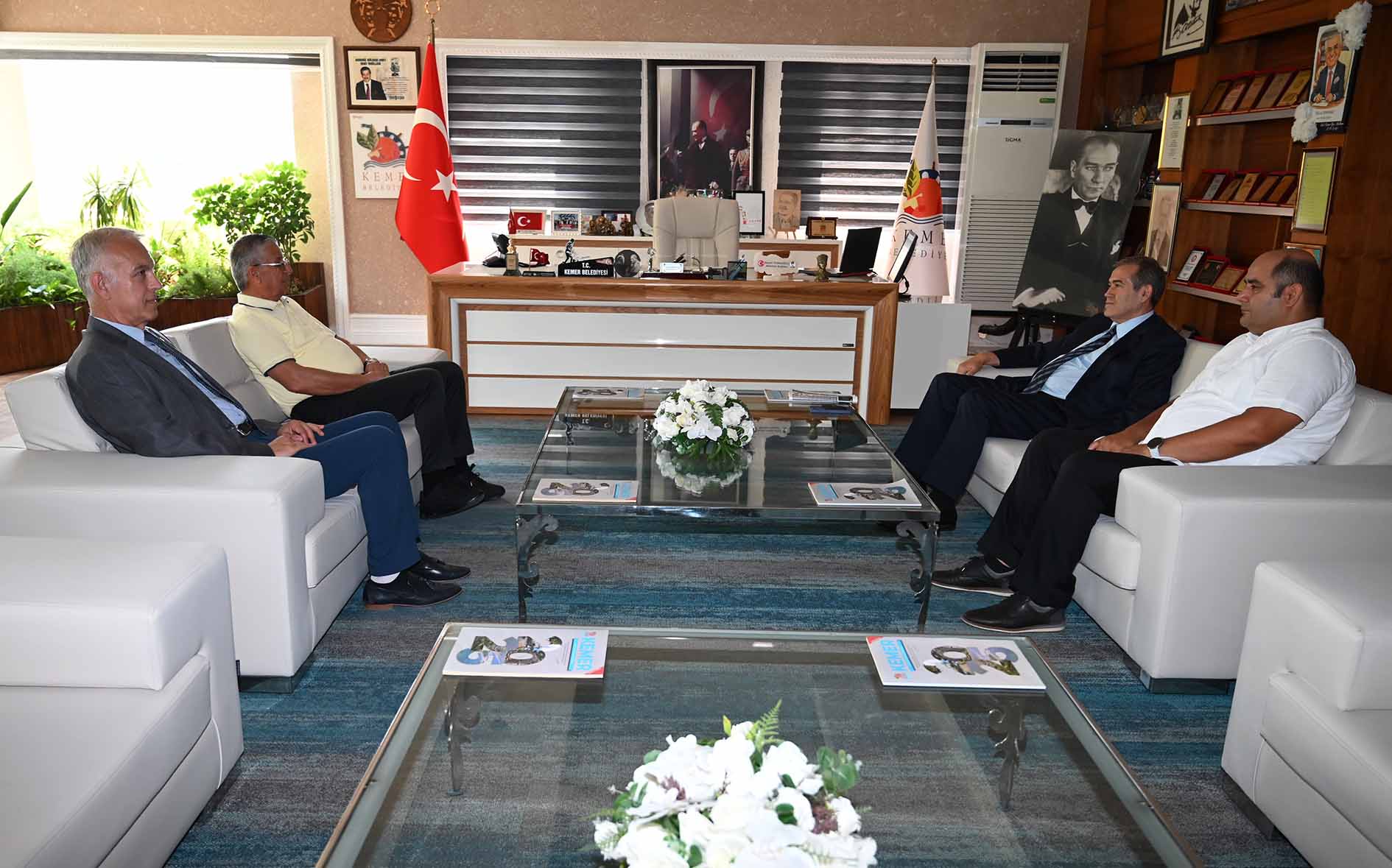 Başkan Topaloğlu, ATSO Başkanı Hacısüleyman ile bir araya geldi