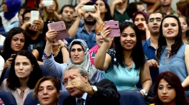 20 bin sözleşmeli öğretmenin ataması yapıldı