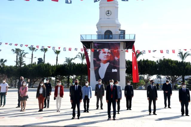 23 Nisan Ulusal Egemenlik ve Çocuk Bayramı dolayısıyla Kemer'de tören düzenlendi.