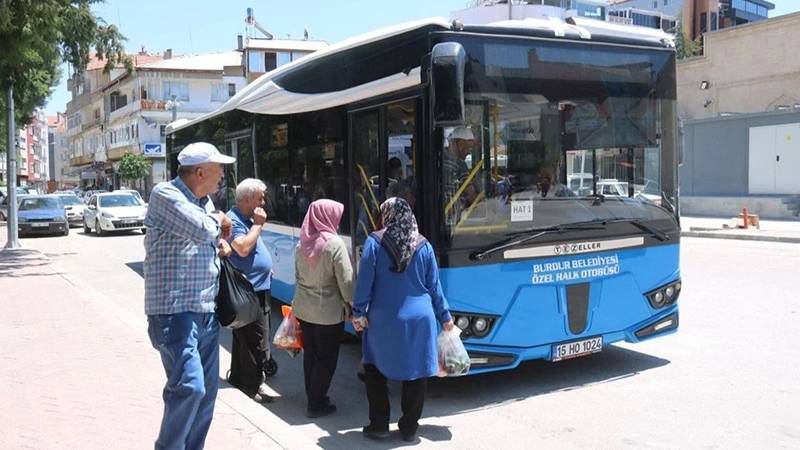 65 yaş üstü ücretsiz toplu taşıma uygulaması sona erdi