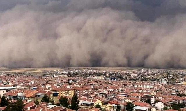 7 kent için toz fırtınası alarmı verildi! Profesör, kronik rahatsızlığı olanlara kritik uyarılarda bulundu