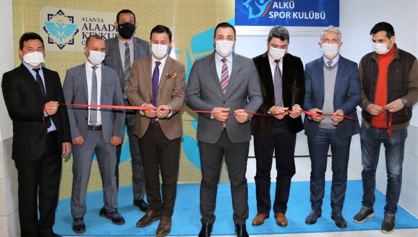 AÇILIŞI ERTELENEN ALKÜ SPOR KULÜBÜ MERKEZİ İÇİN PANDEMİ KURALLARI ÇERÇEVESİNDE AÇILIŞ TÖRENİ DÜZENLENDİ.