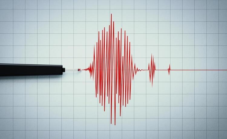 Akdeniz'de 6.4 şiddetinde korkutan deprem