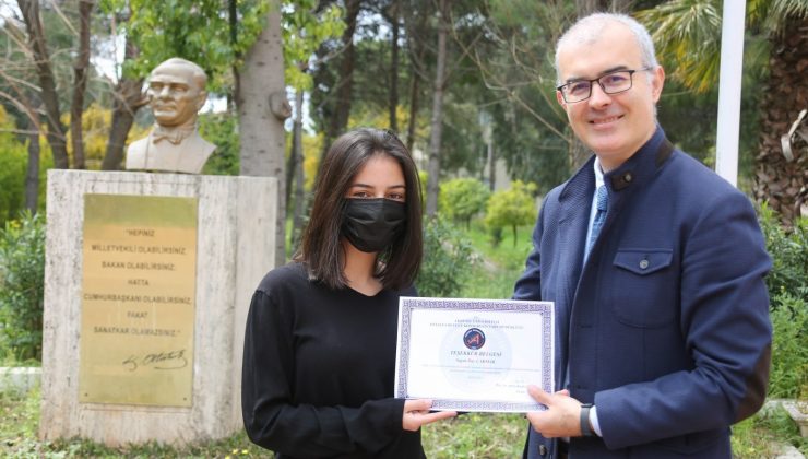 Akdeniz Üniversitesi Antalya Devlet Konservatuvarı’ndan 7 öğrenci dev orkestraya seçildi