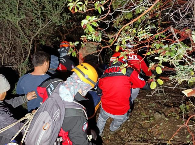 Alanya'da ava giden vatandaş domuz sürüsü yüzünden 50 metre yükseklikten düşüp öldü