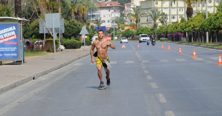 Alanya'da denetimde yollar kaykaylı turistlere kaldı