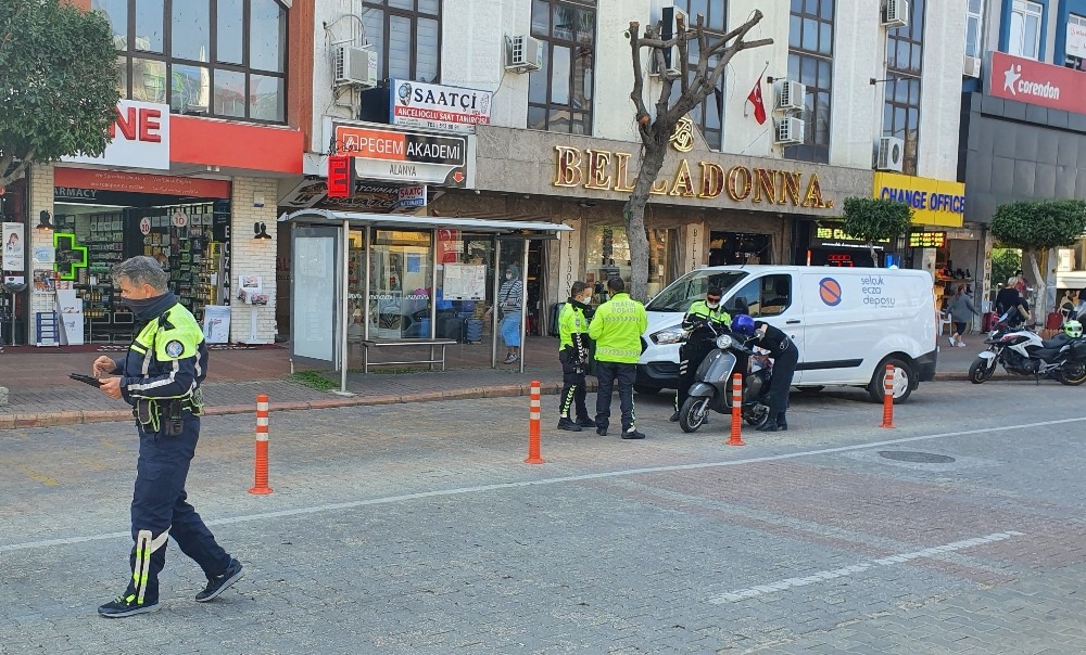 Alanya'da kurallara uymayan sürücülere yönelik denetim