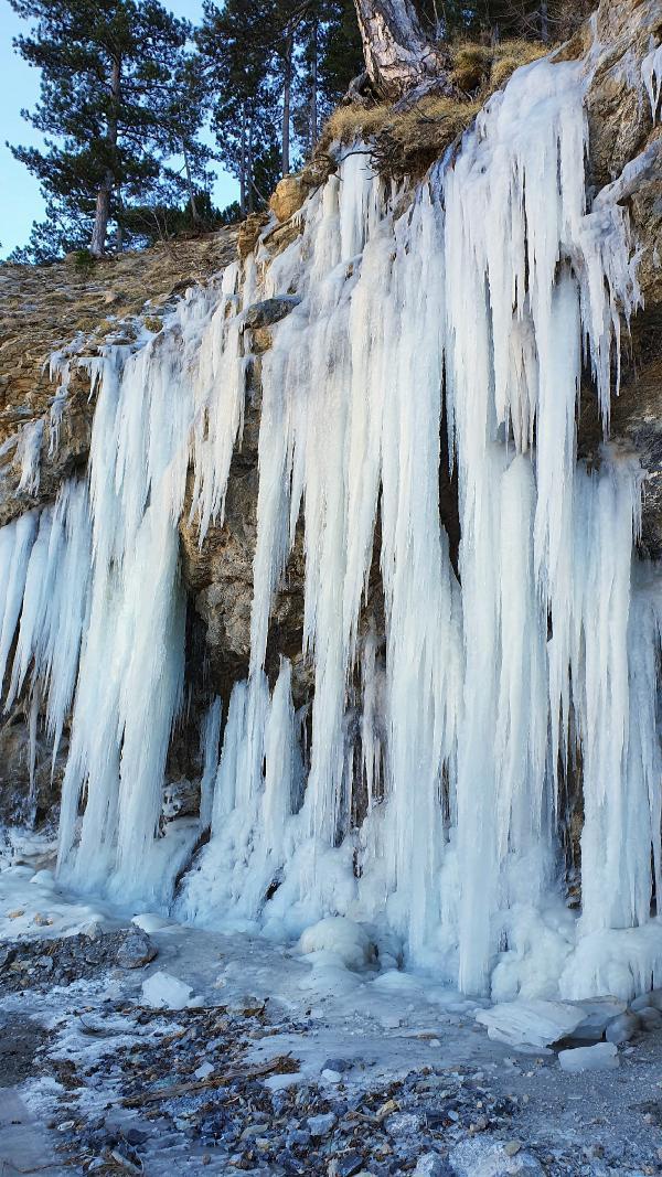 Alanya'da Turist gurubunun karşılaştığı dev buzlar şaşırttı.