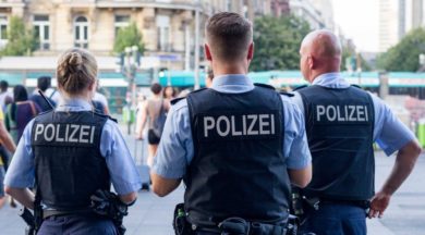  Almanya’da silahlı saldırı paniği: Yaralılar var