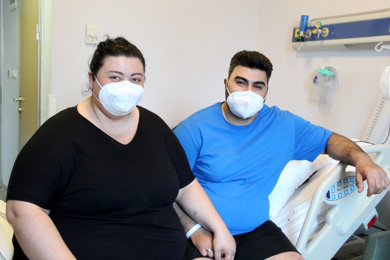 Almanya’da yaşayan ve obezite grubunda yer alan çift  bebek sahibi olabilmek için Antalya'da tüp mide ameliyatı oldu