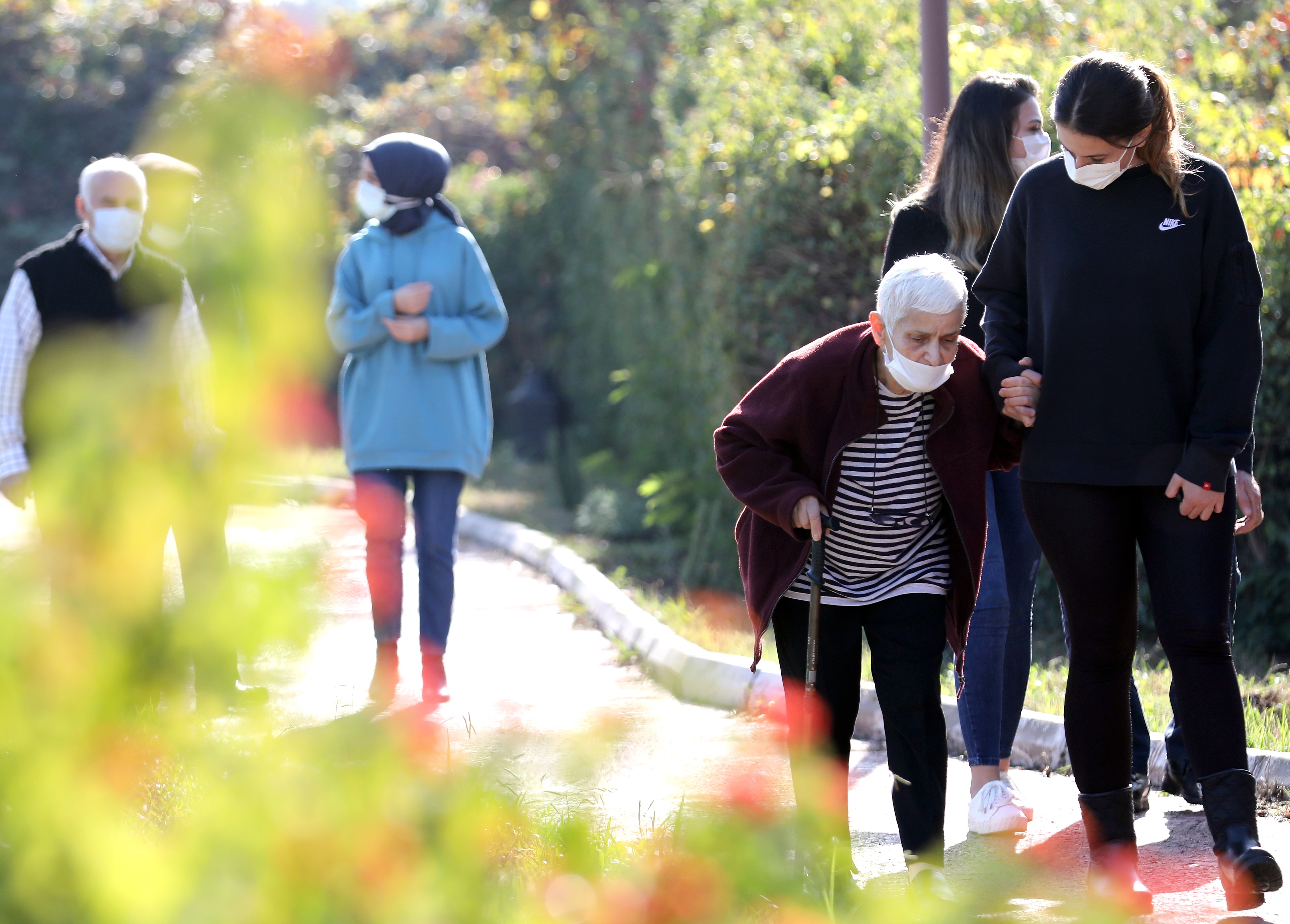 Alzheimer hastalarına üniversiteli desteği