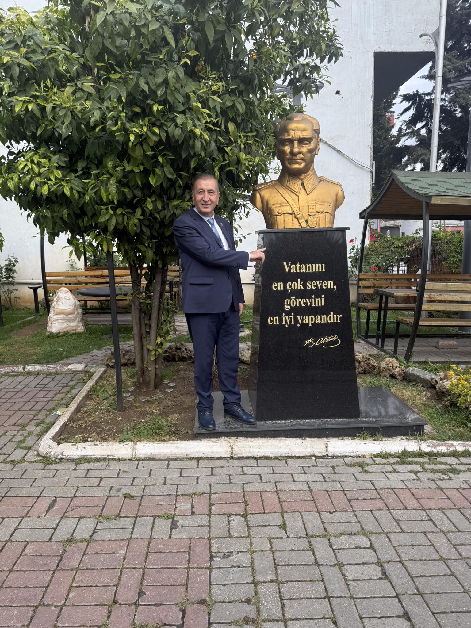 ANADOLU BİRLİĞİ PARTİSİ GENEL BAŞKANI BEDRİ YALÇIN: UMUTSUZLUK YOK KARDEŞLERİM