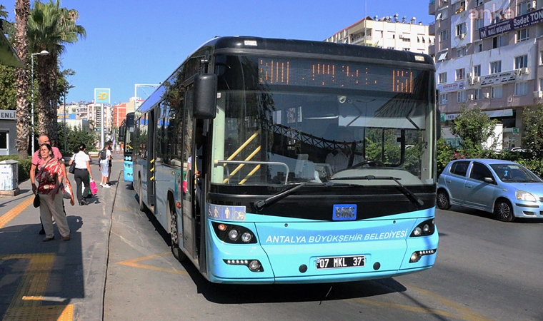 Antalya Büyükşehir'den toplu ulaşıma sokağa çıkma yasağı düzenlemesi